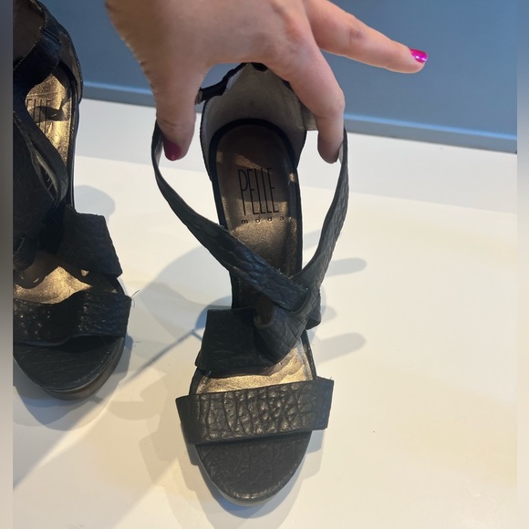 Pelle Moda high platform Stiletto Sandals - Picture 3 of 7